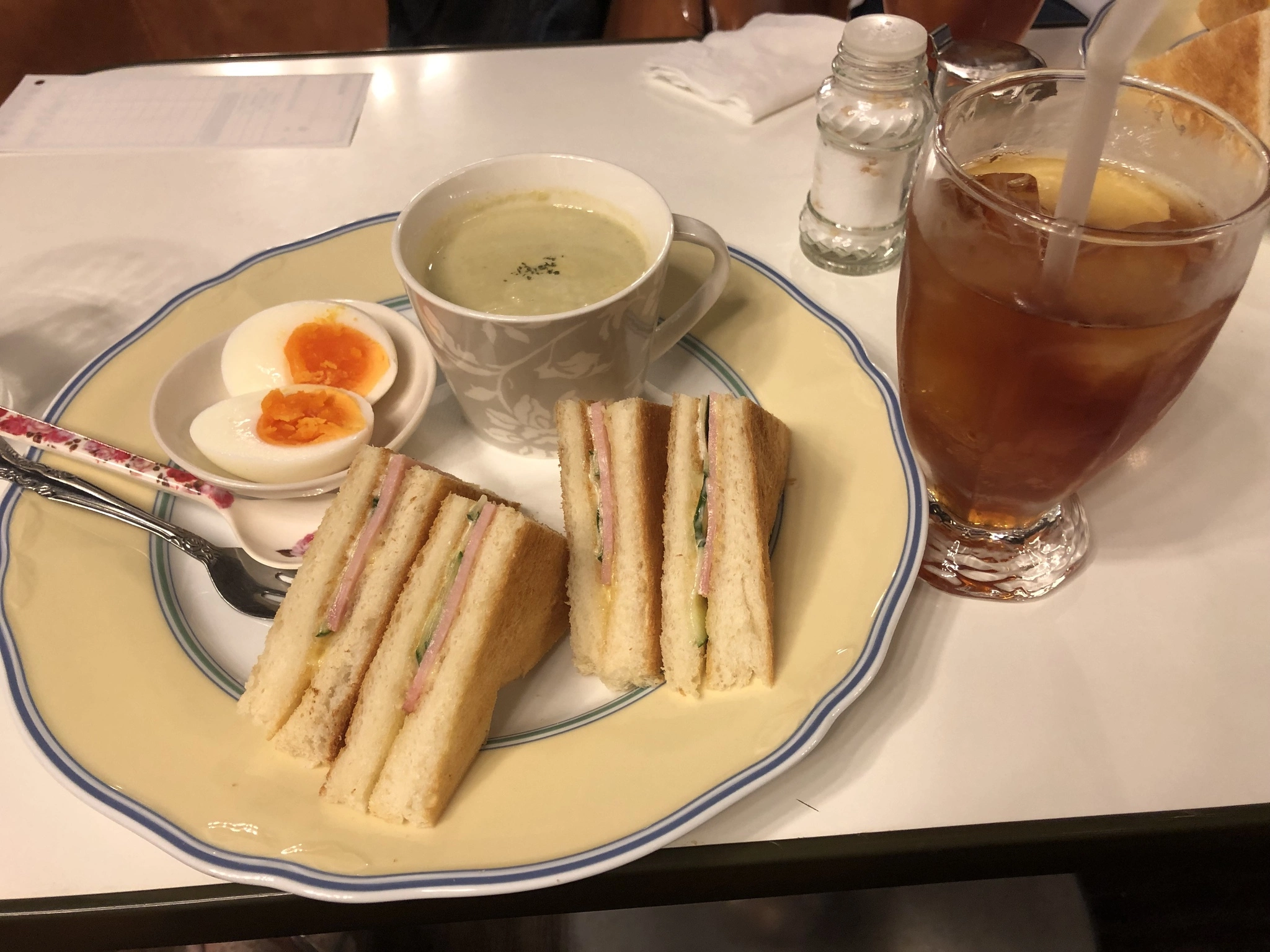 藤本 祐子ママ