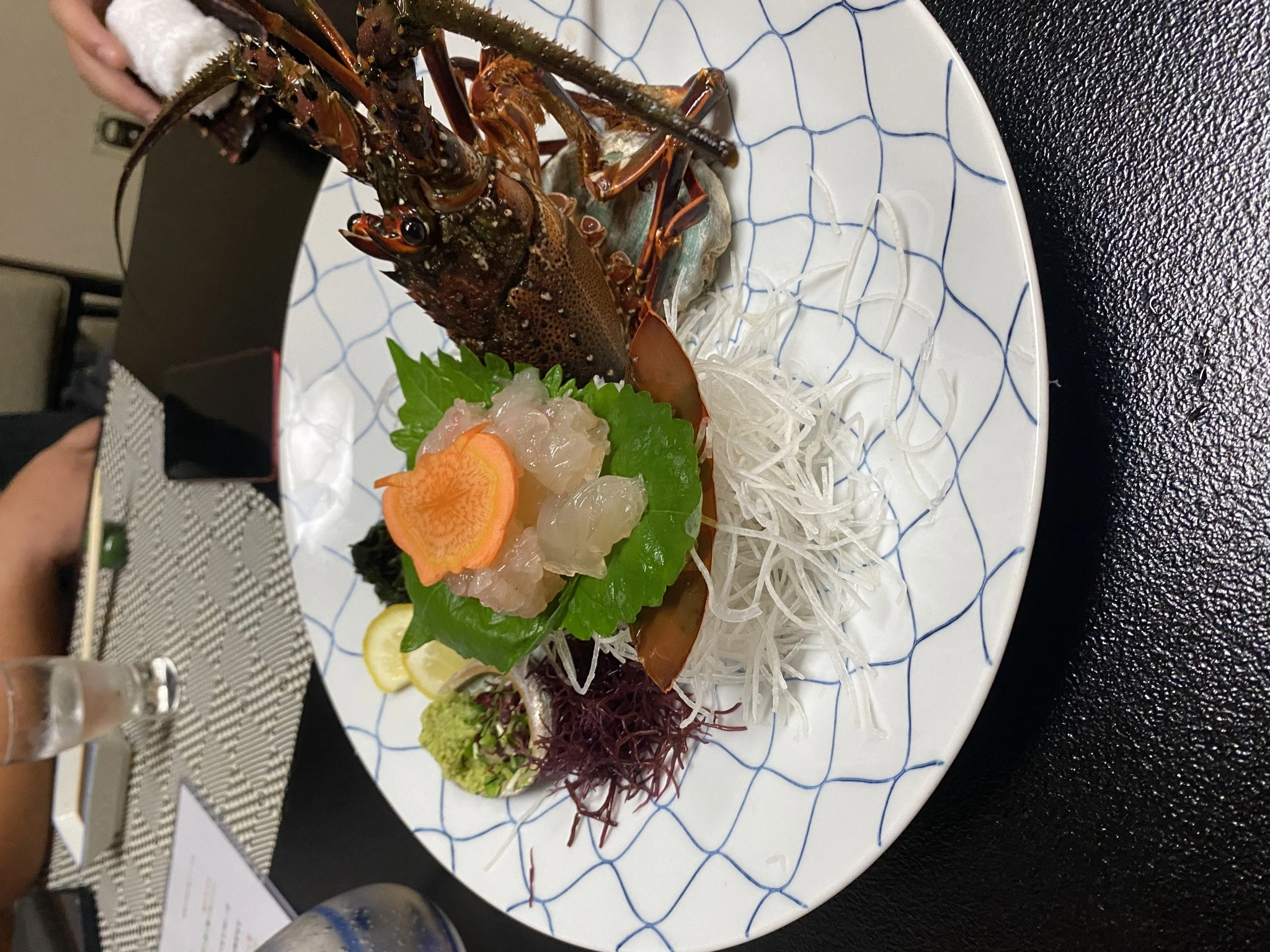 あきら