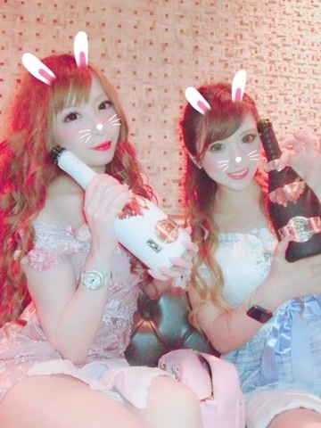 一咲 エム