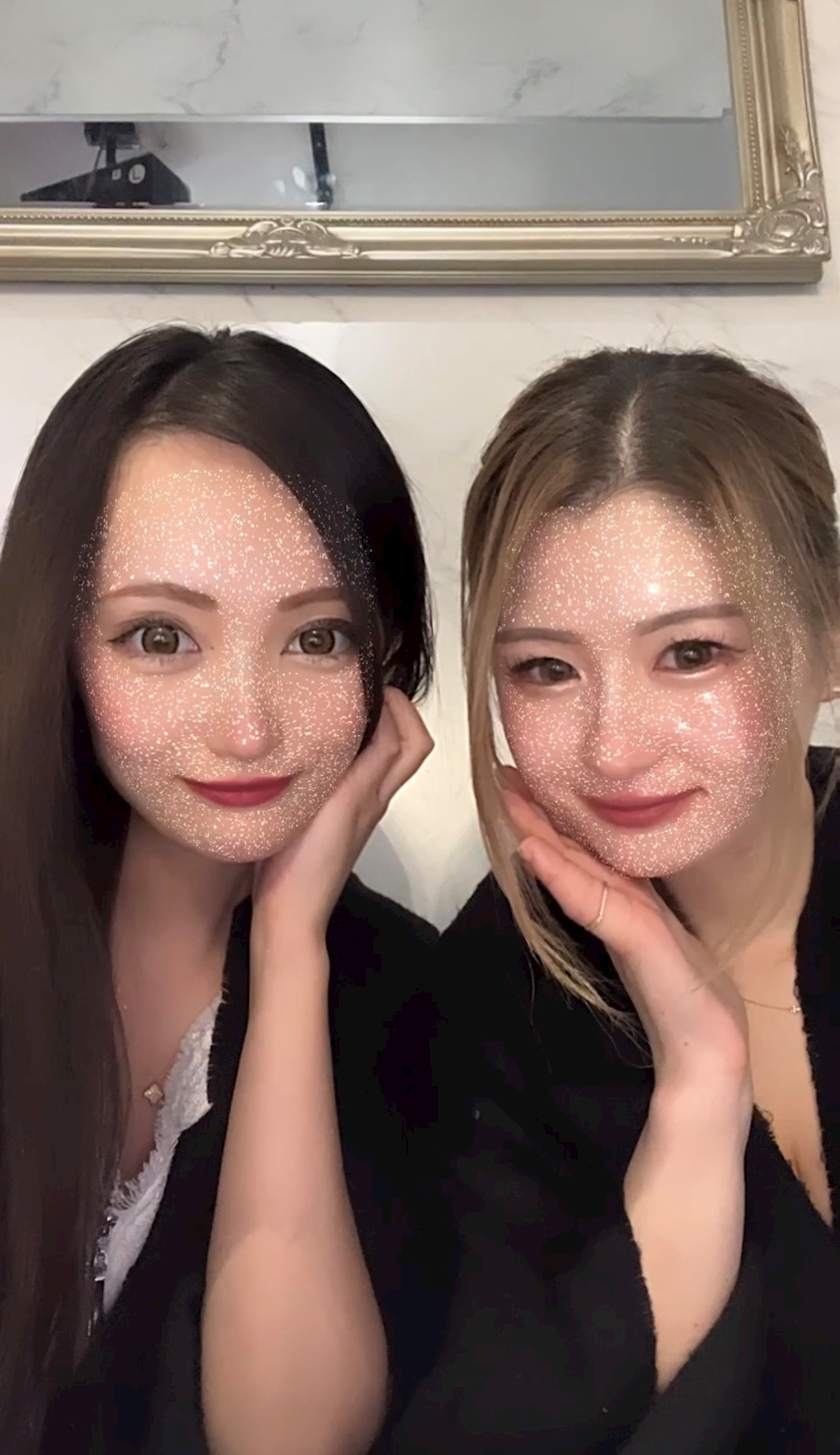 あや