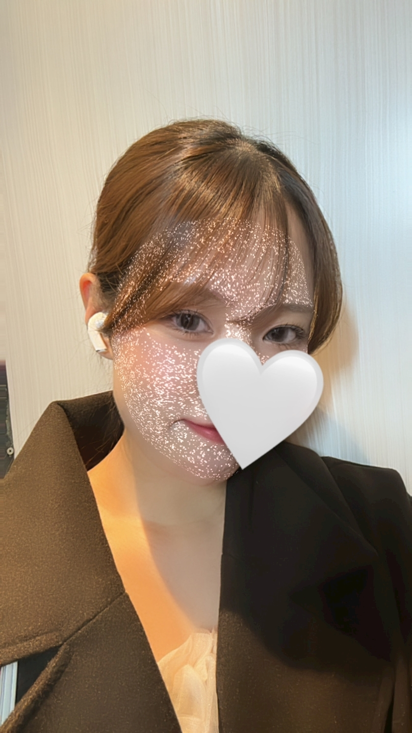 みな
