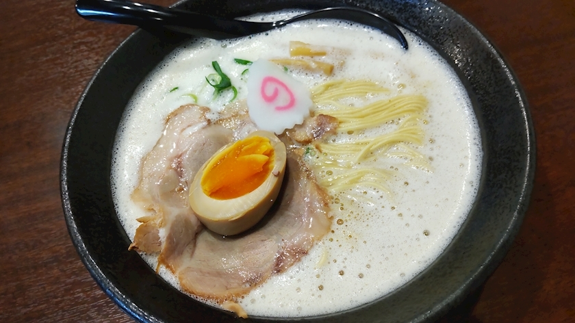 涼宮 しずか