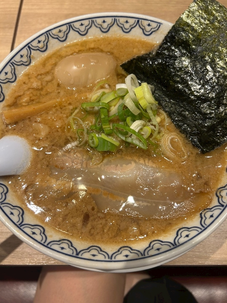絵梨花