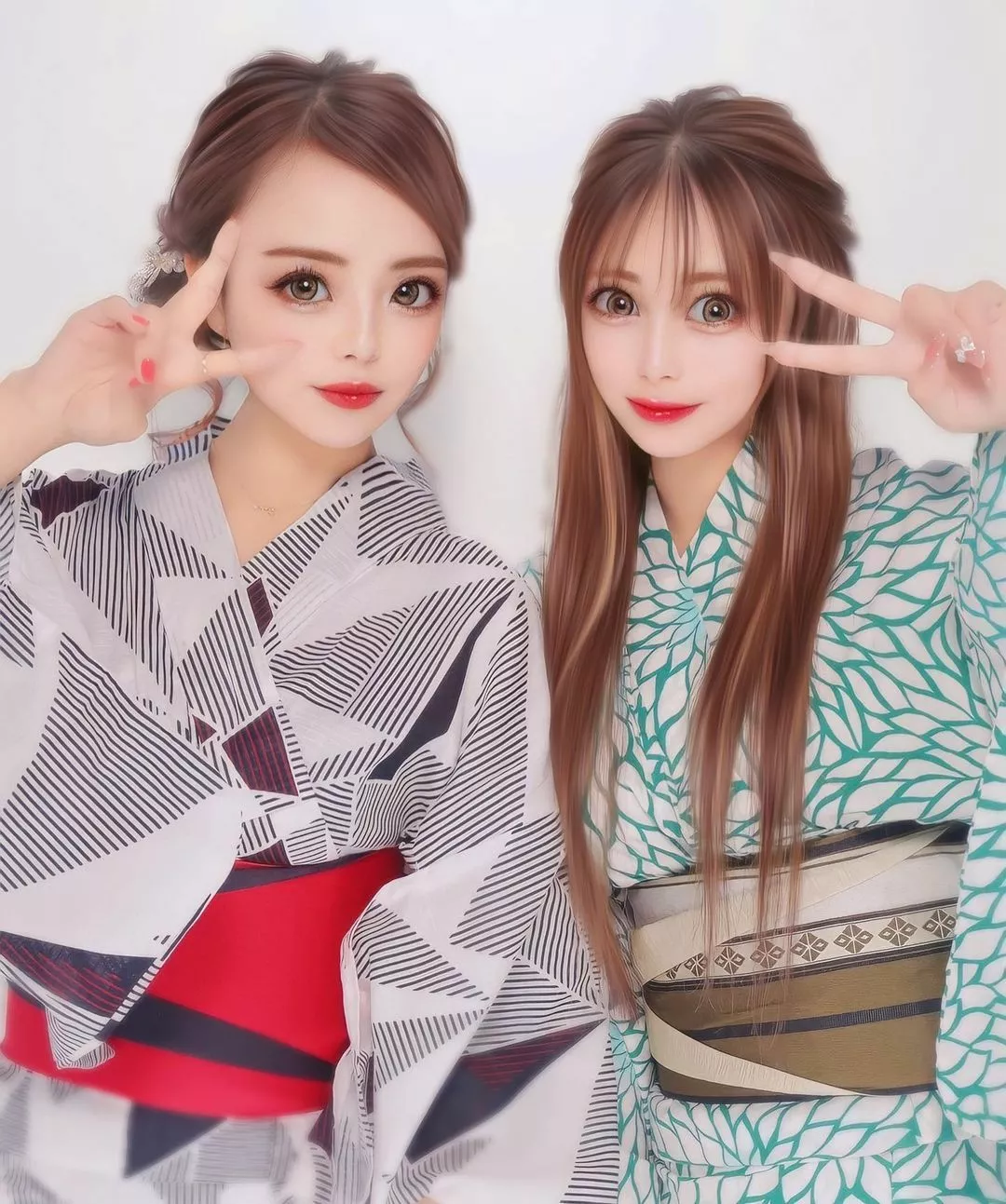 あや