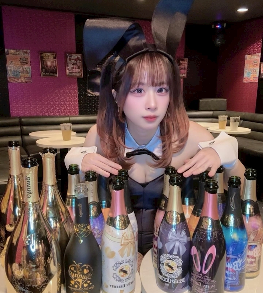 麗華