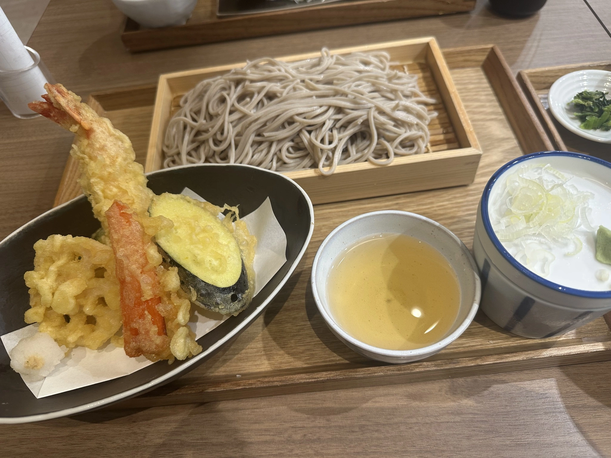 なな