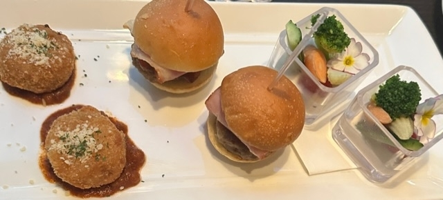 クロ