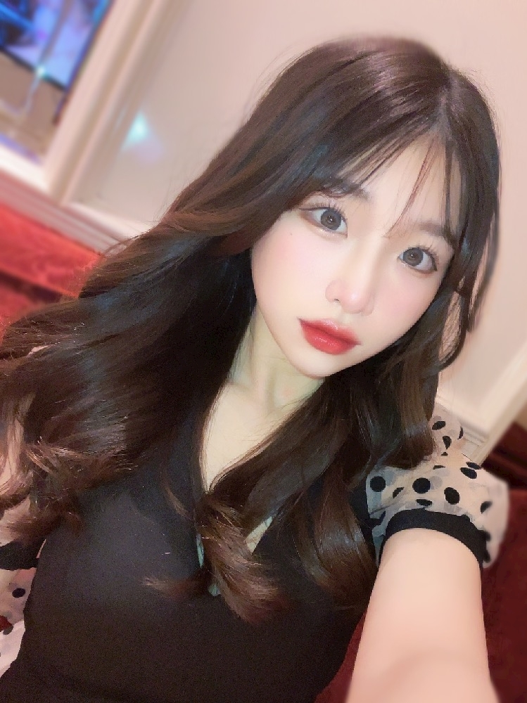 花里 なぎさ