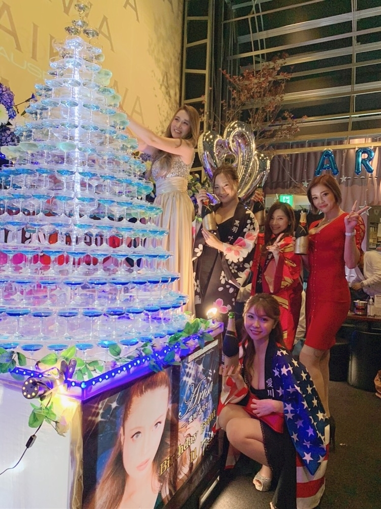 愛羽 仁美