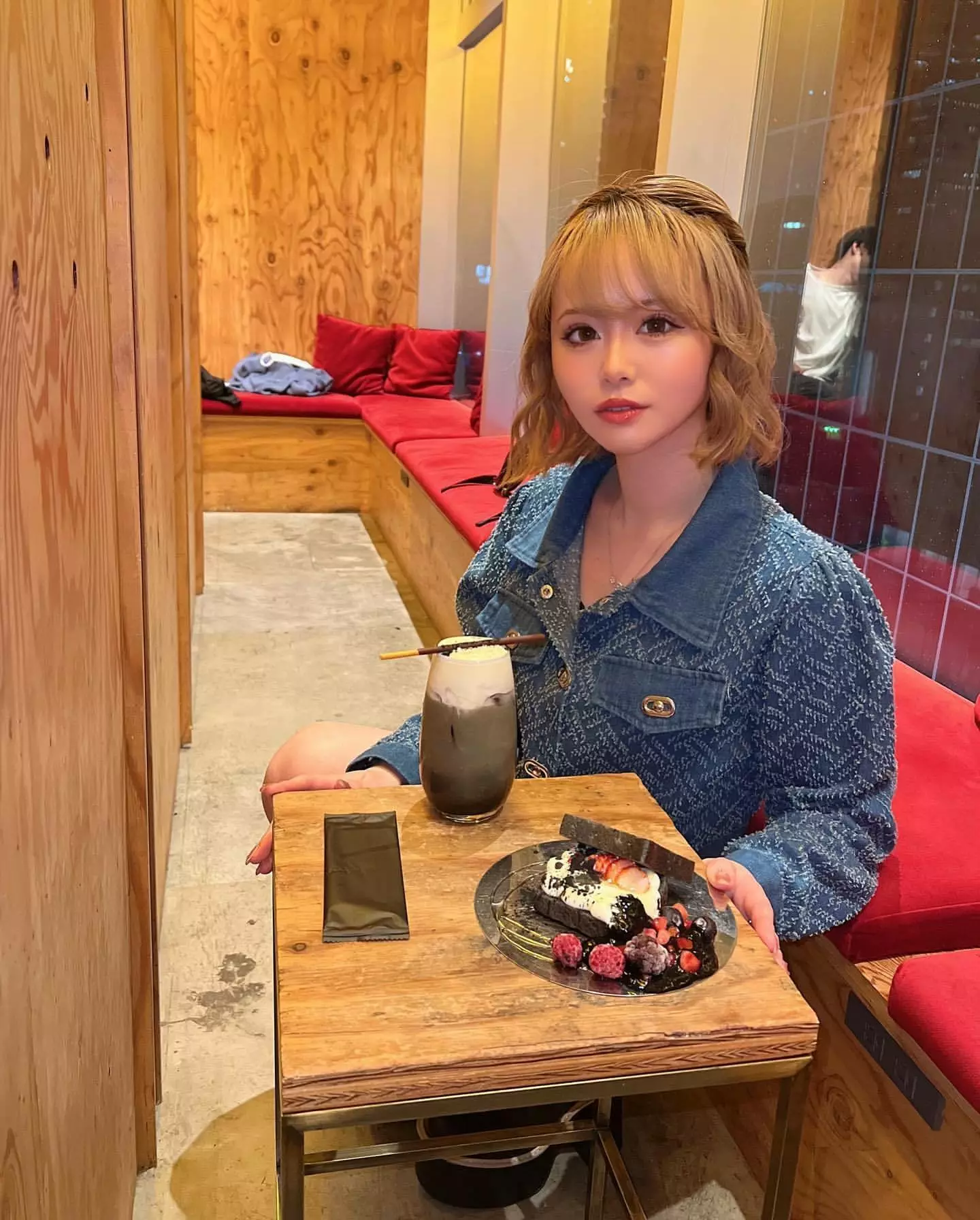 春川 みみ