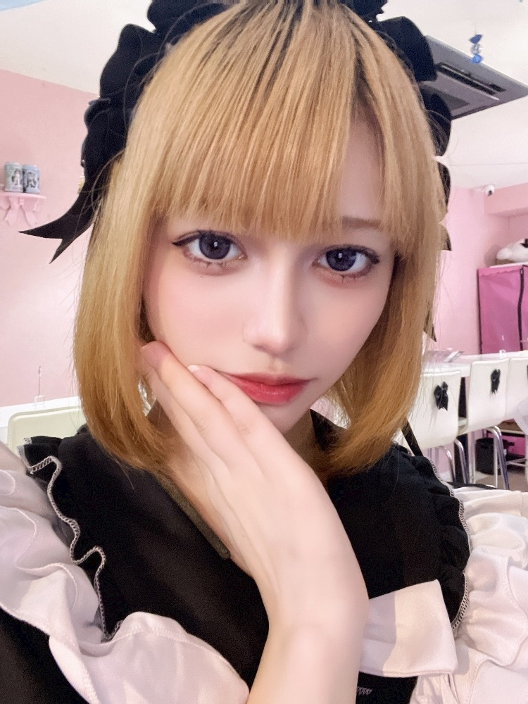 てぃな