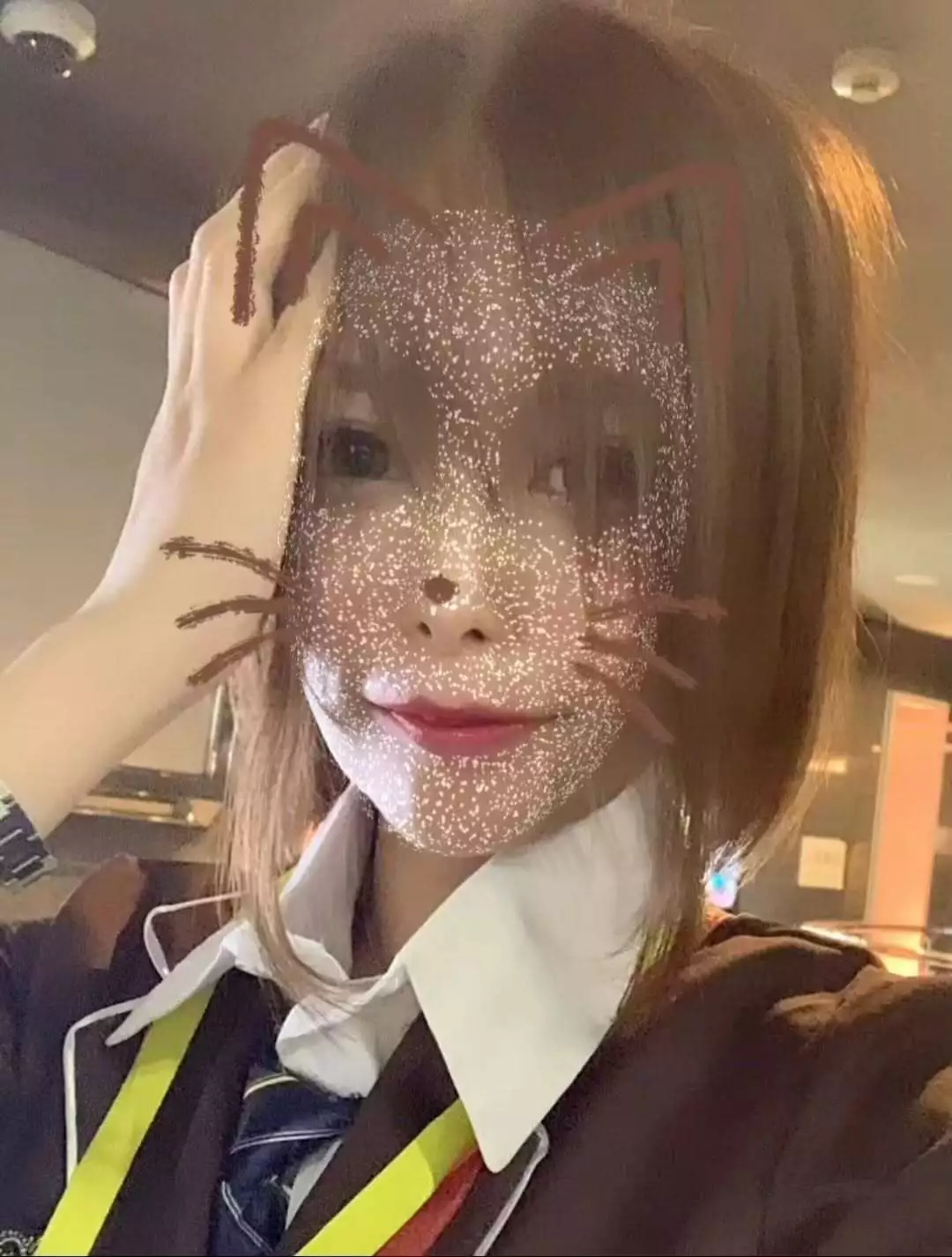 華咲 レオナ