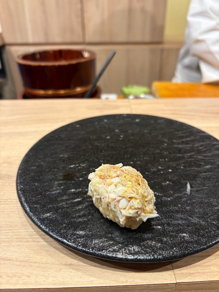 佐野 エマ