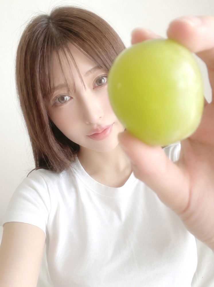 夏目 梨仔