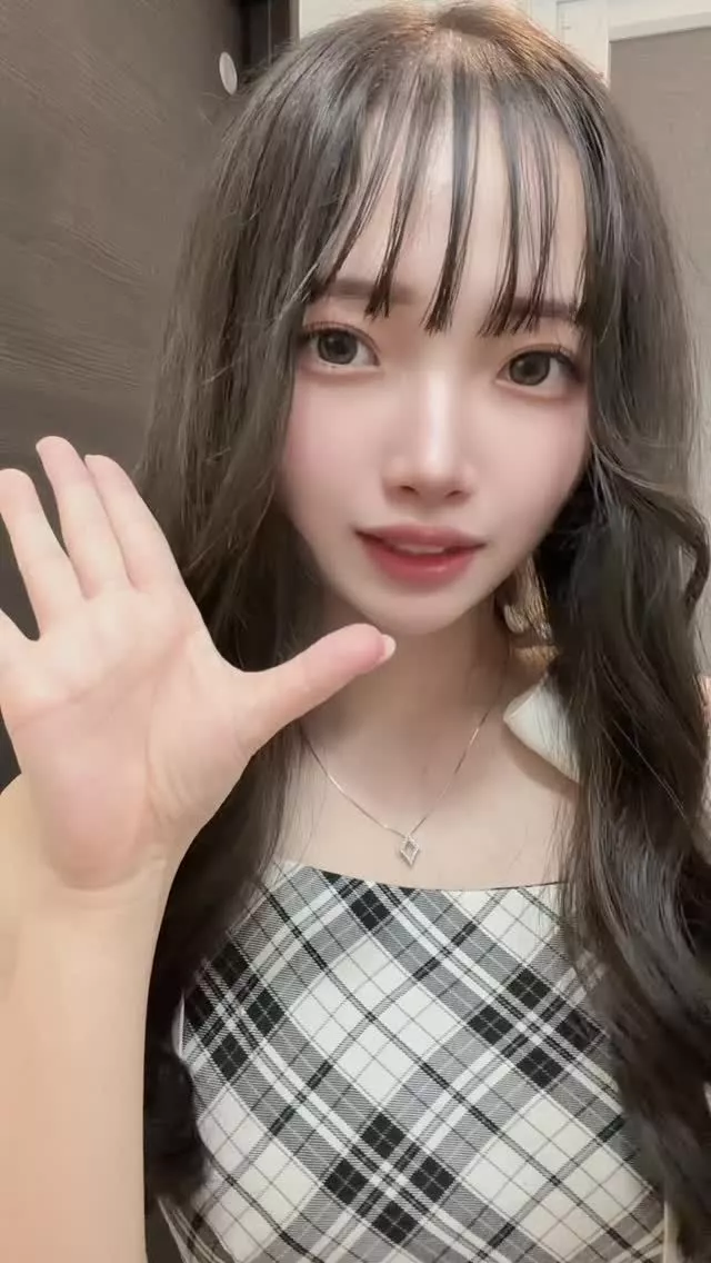 みいな