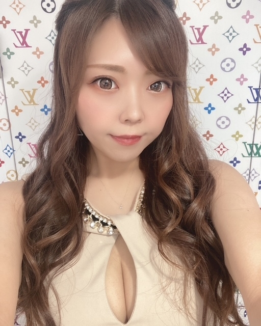 夏樹 あや