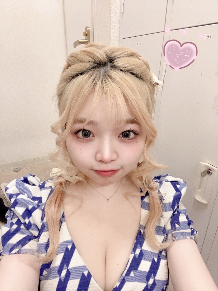 美吉 アユム