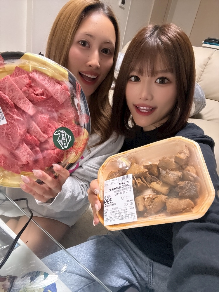 葉月 ひろみ