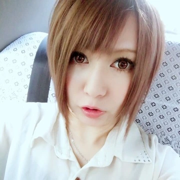蓮見 リア