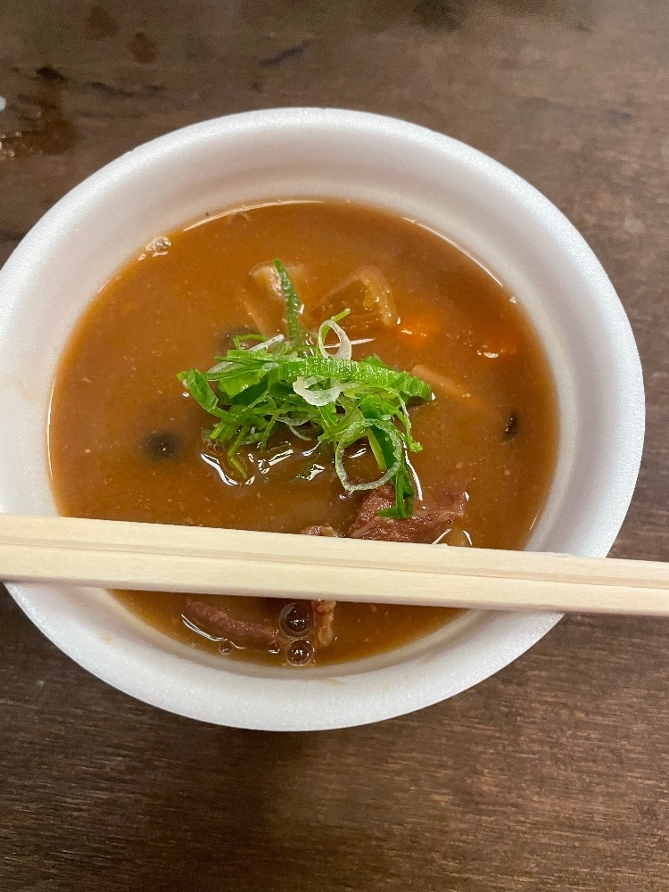 朝倉 しおり