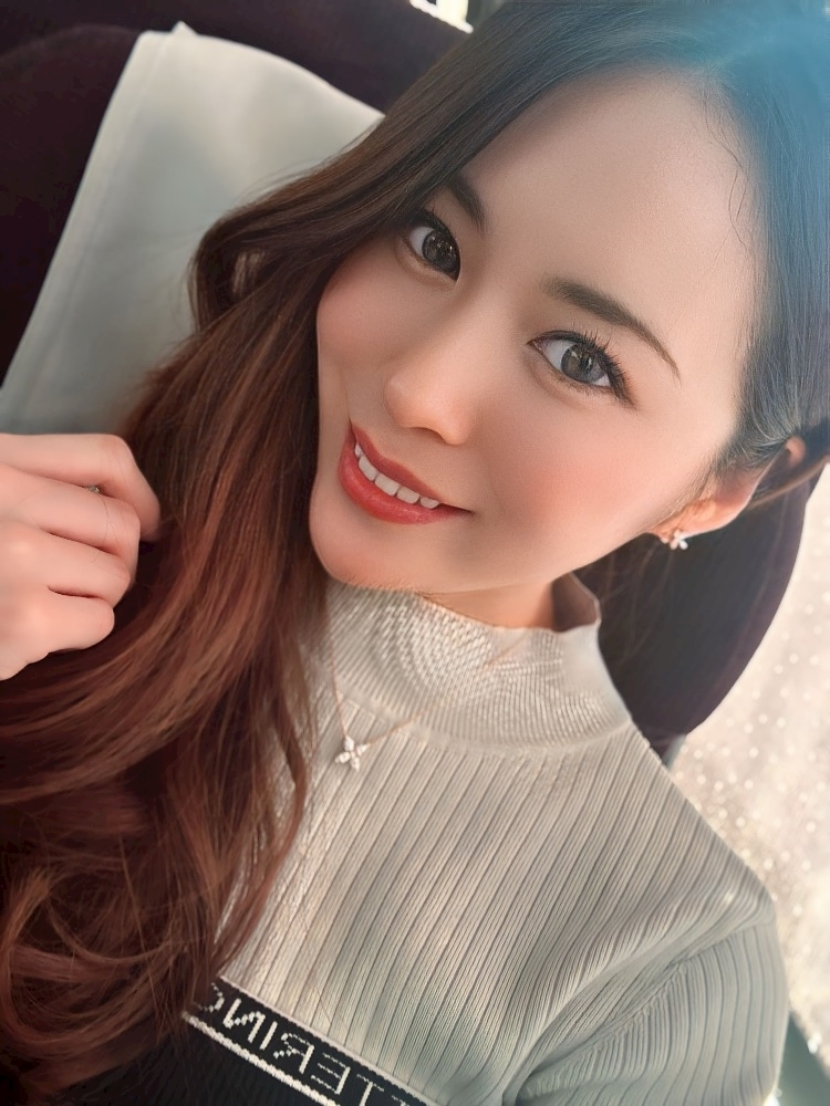 日向 茉莉