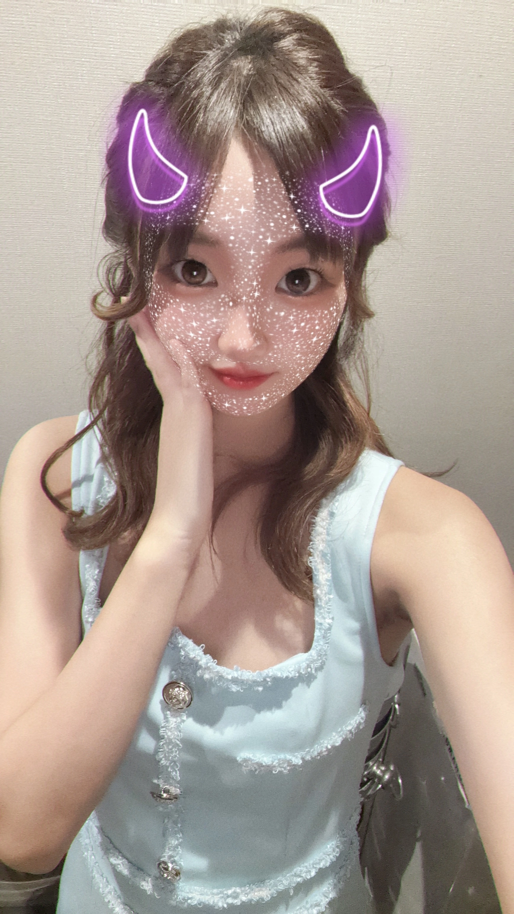 あいな