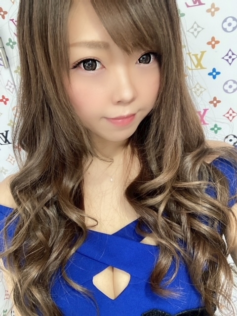 夏樹 あや