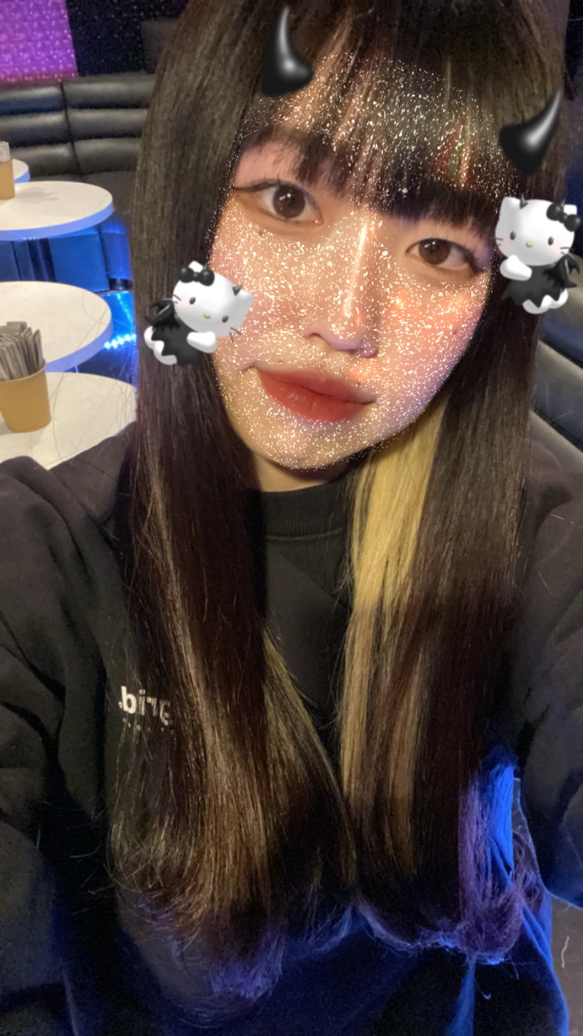 ひぃな