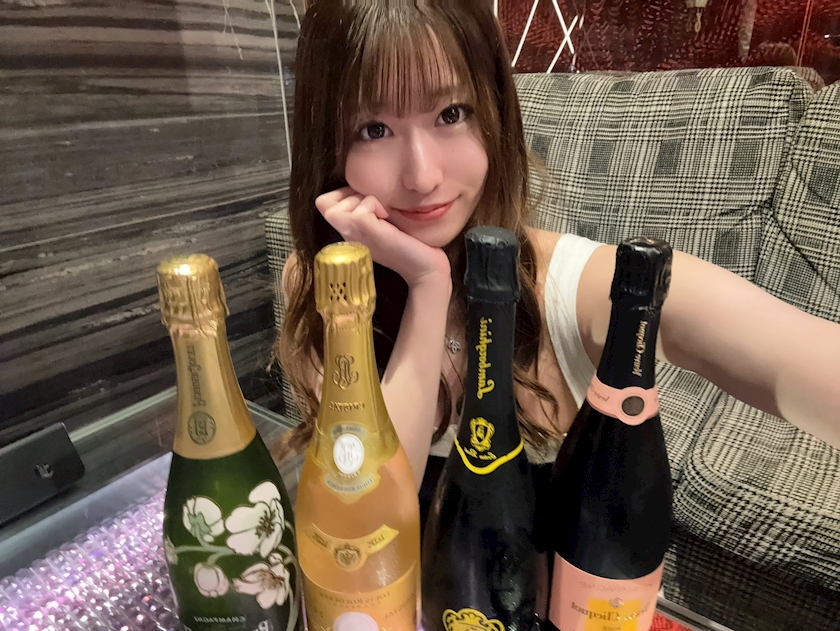 天乃 りさ