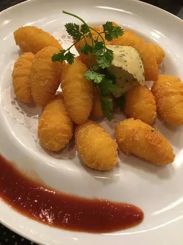 白石 愛莉