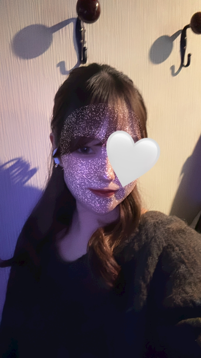 みな