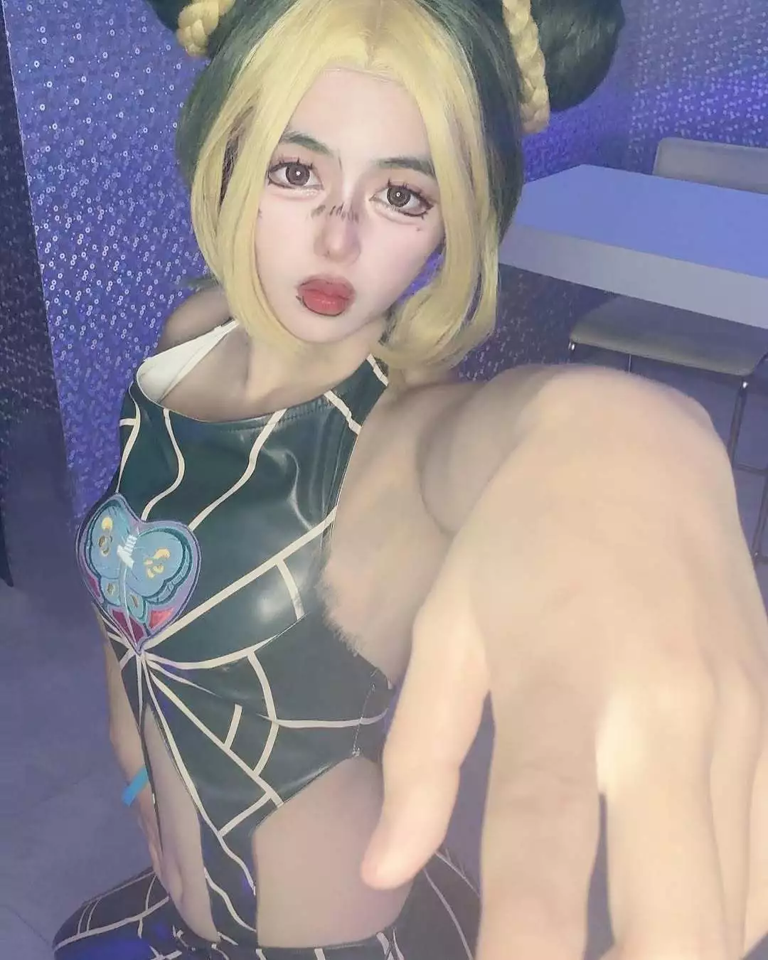 にこ