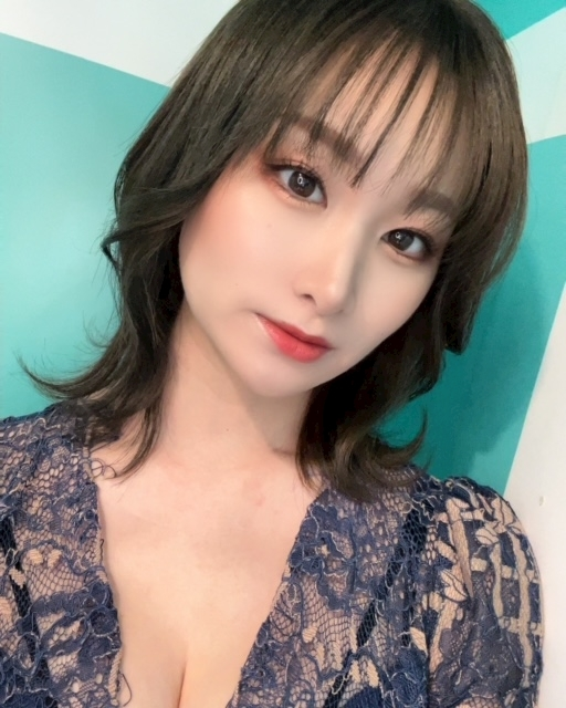 妃乃 すず