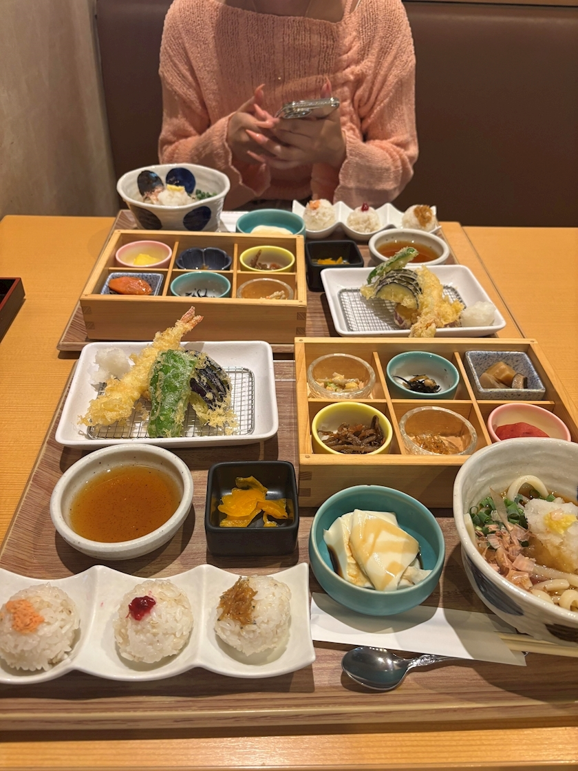 月城 ルル
