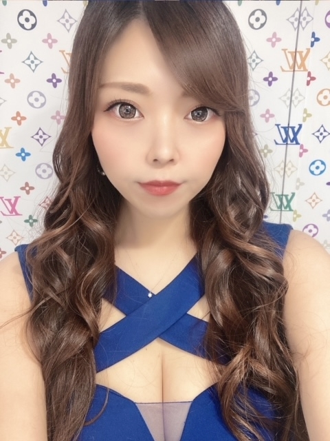 夏樹 あや