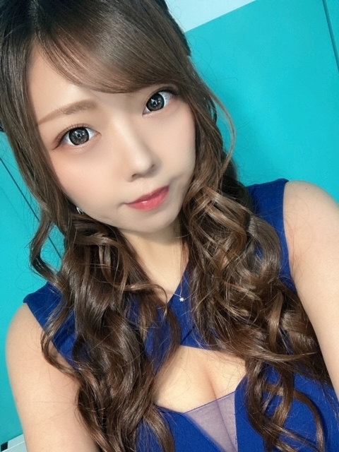夏樹 あや