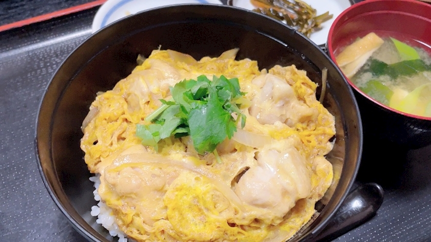 愛羽 仁美