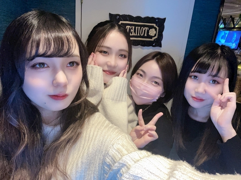 あいな