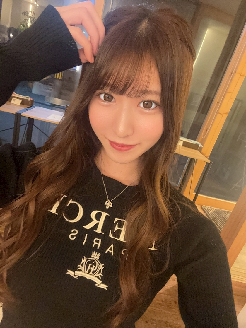 天乃 りさ