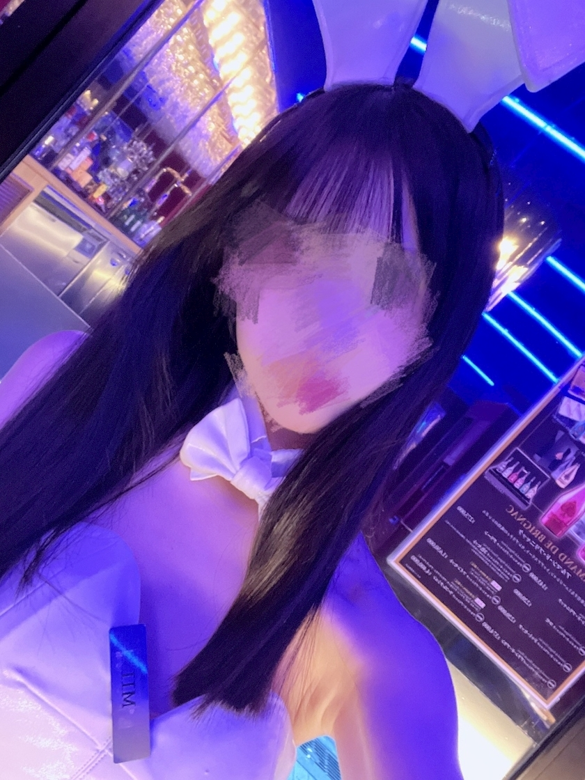 みい