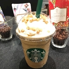 愛羽 仁美