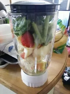 愛羽 仁美