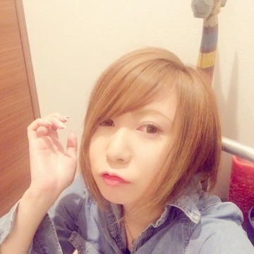 蓮見 リア