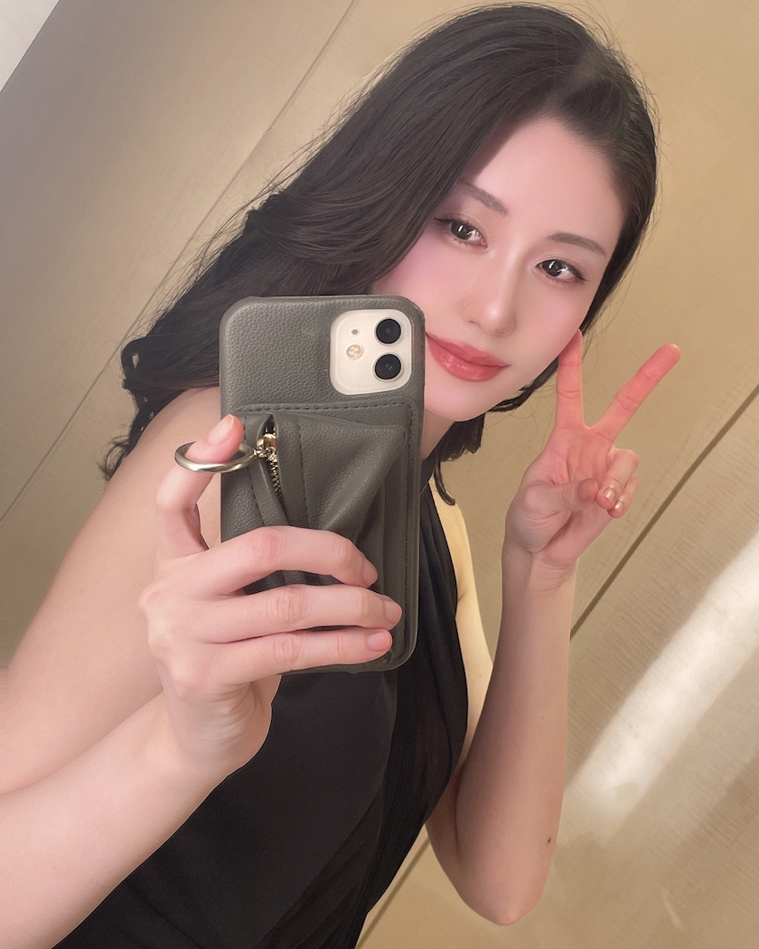 泉 りさ