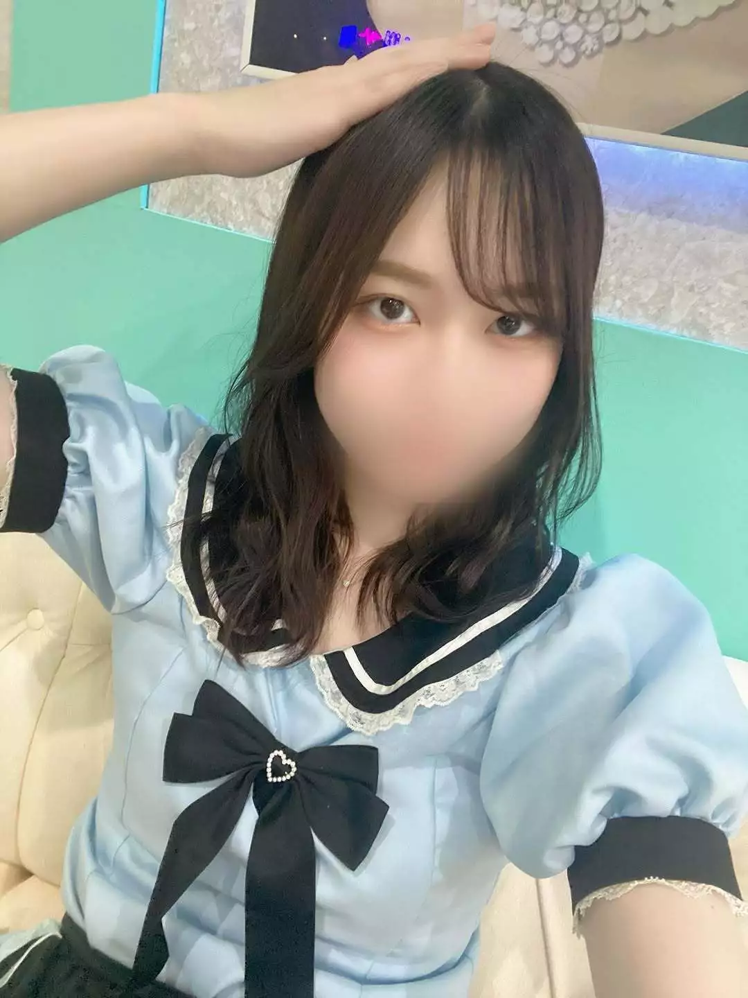 にこ