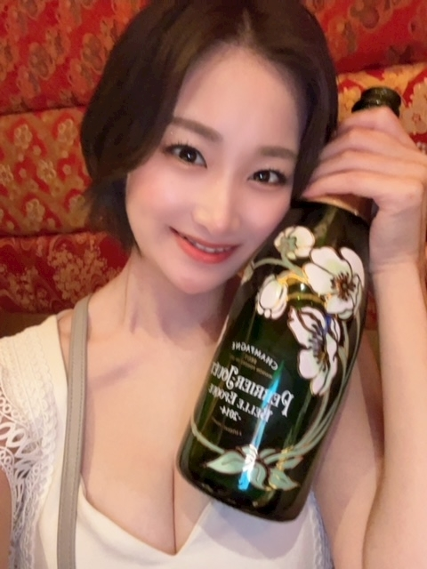 妃乃 すず