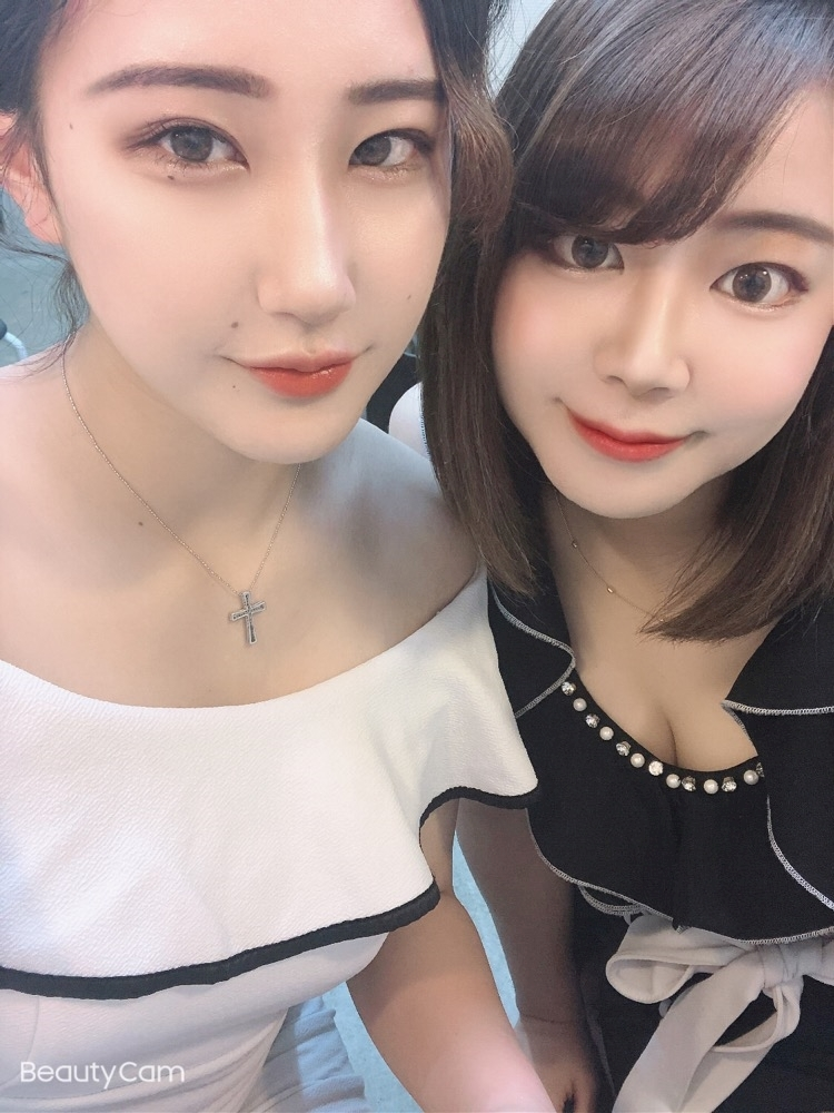あや