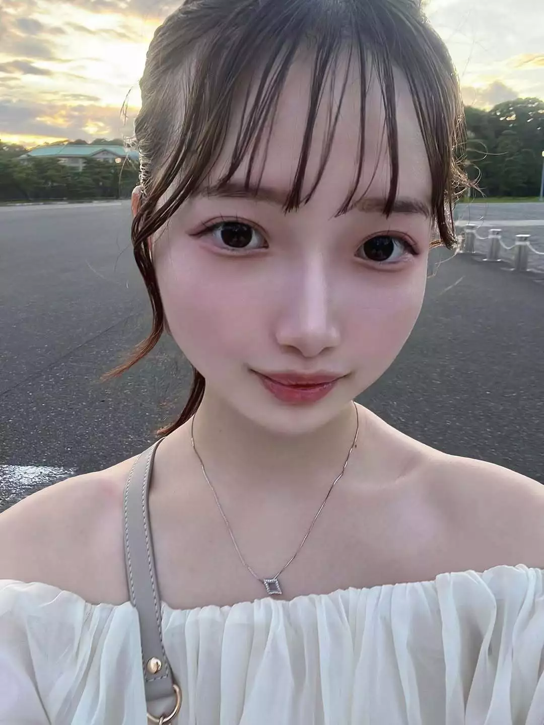 みいな