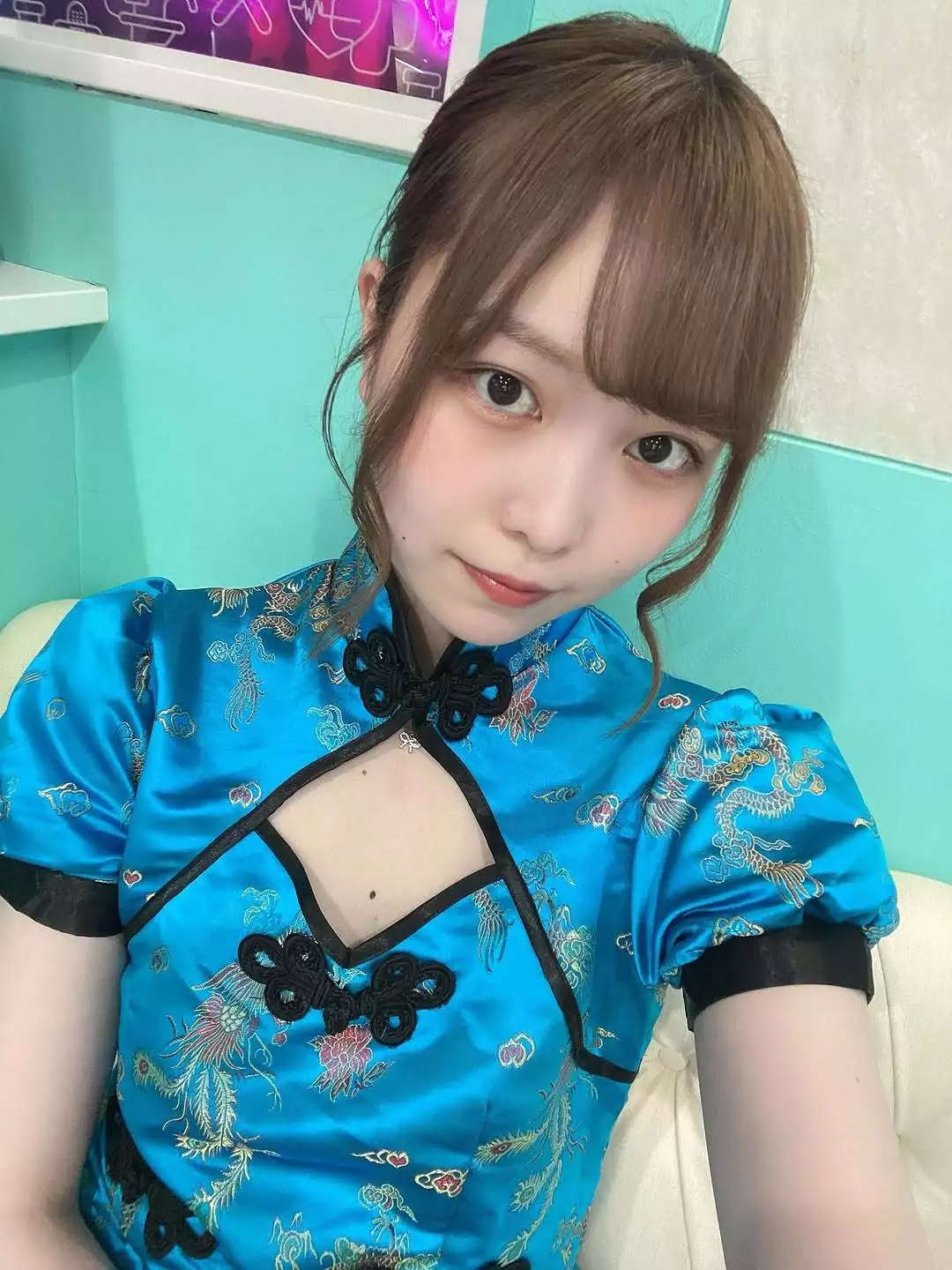 にこ