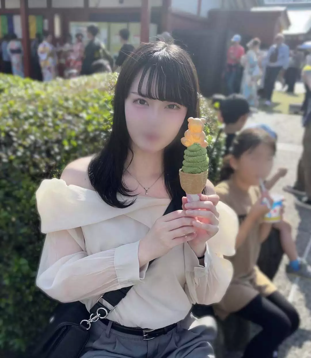 よしこ